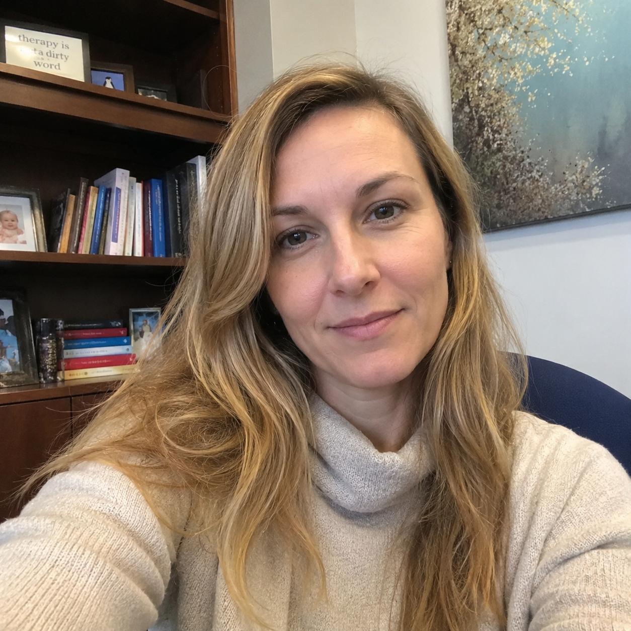 Olivia is an instructor of women’s sex courses at the Heterotica school in NY Olivia is an instructor of women’s sex courses at the Heterotica school in NY